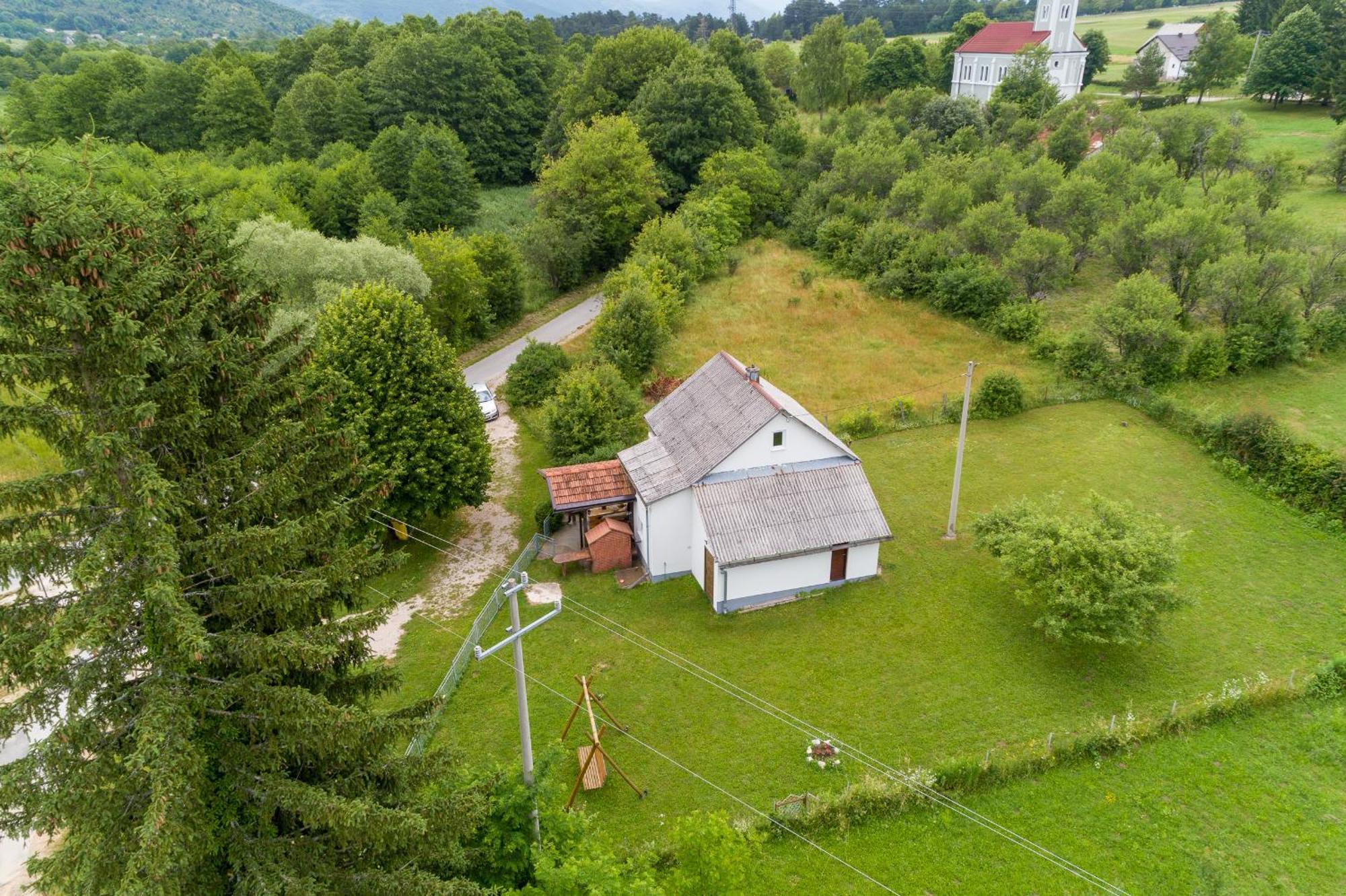 Holiday Home Veki*** Korenica Zewnętrze zdjęcie